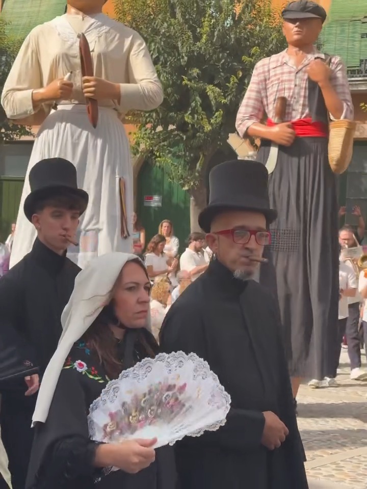 Vídeo de l'Ajuntament d'Anglès #Anglès #BallDelRam #CiriDAnglès #FestaDelRemei #Catalunya